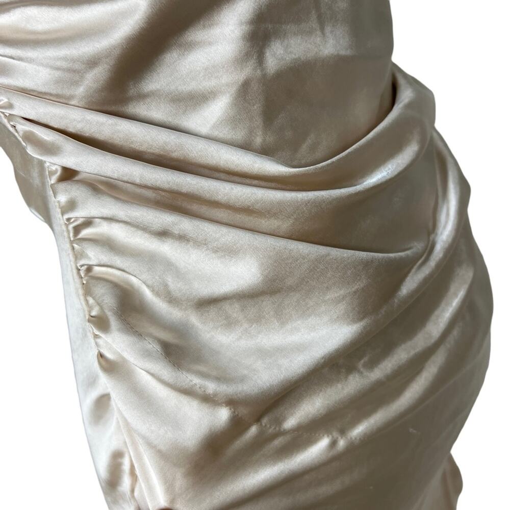 Hunnie Mini Dress in Creme Line & Dot Revolve Size small NWT - Picture 11 of 13